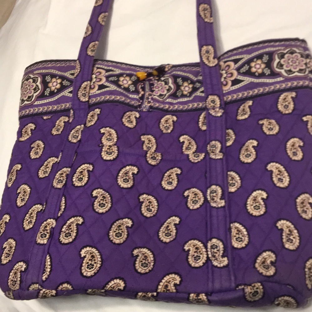 Vera Bradley tote. w-18”, H 14”, base 6”